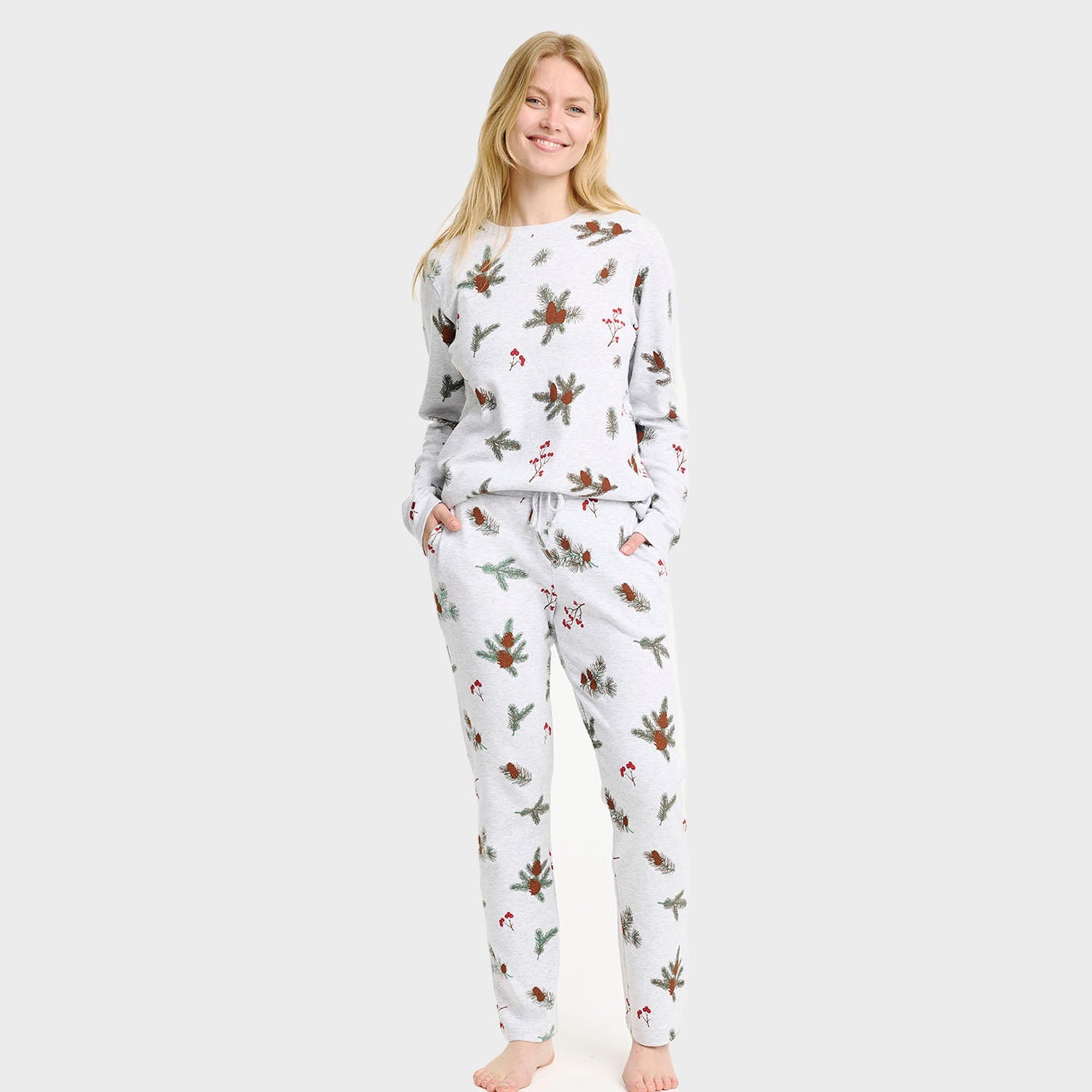 Ribbestrikket pysj – Dame